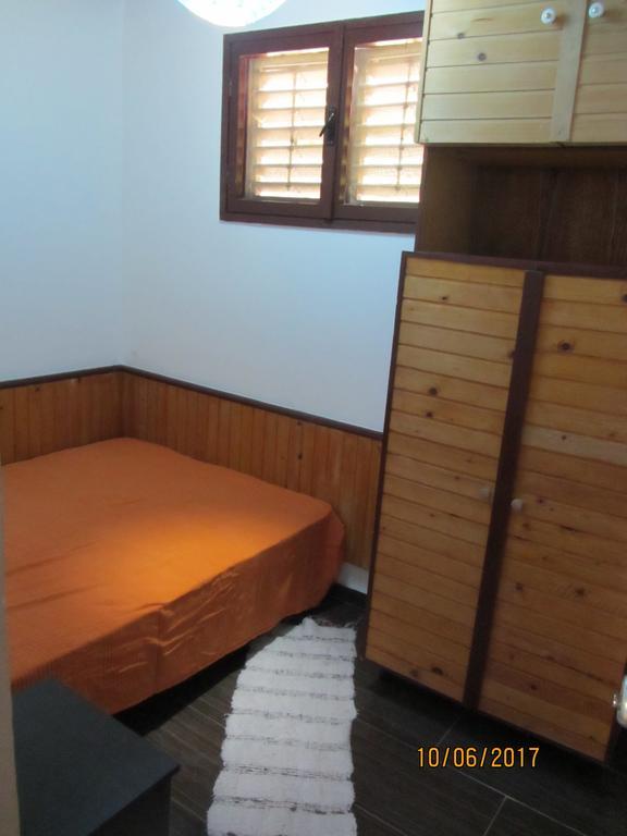 Holiday Home Idyllic Cottage Čanj 외부 사진